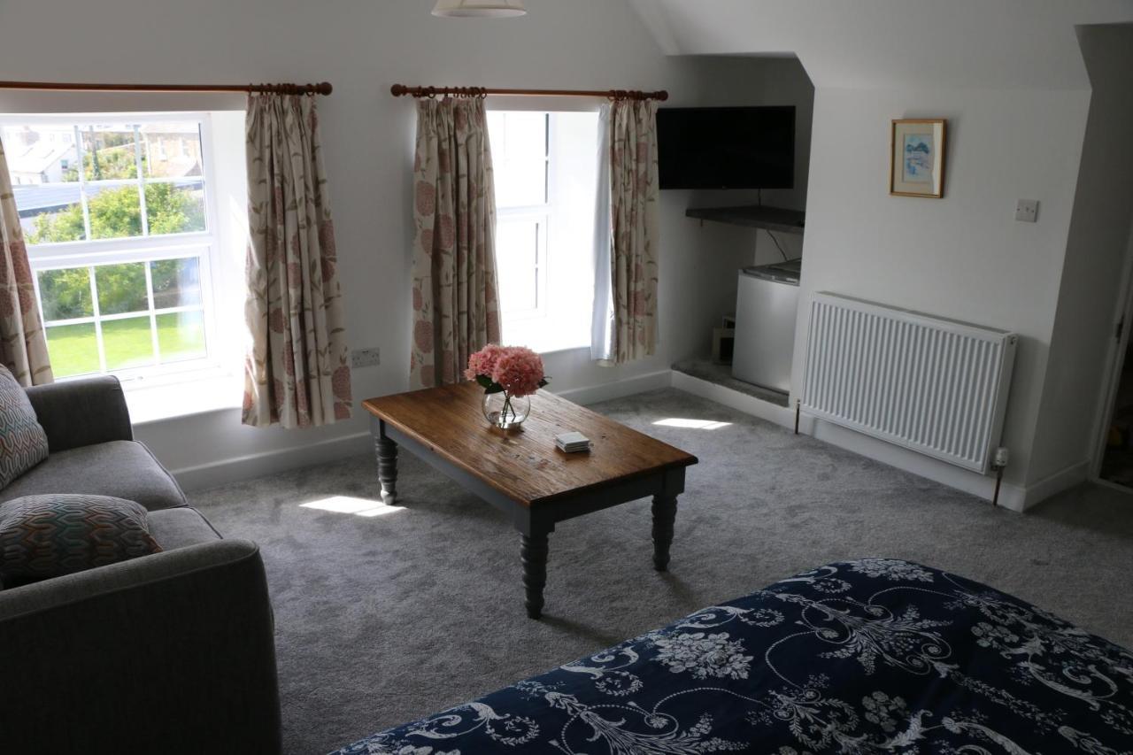 Ty Nant Little Haven Bed and Breakfast Εξωτερικό φωτογραφία